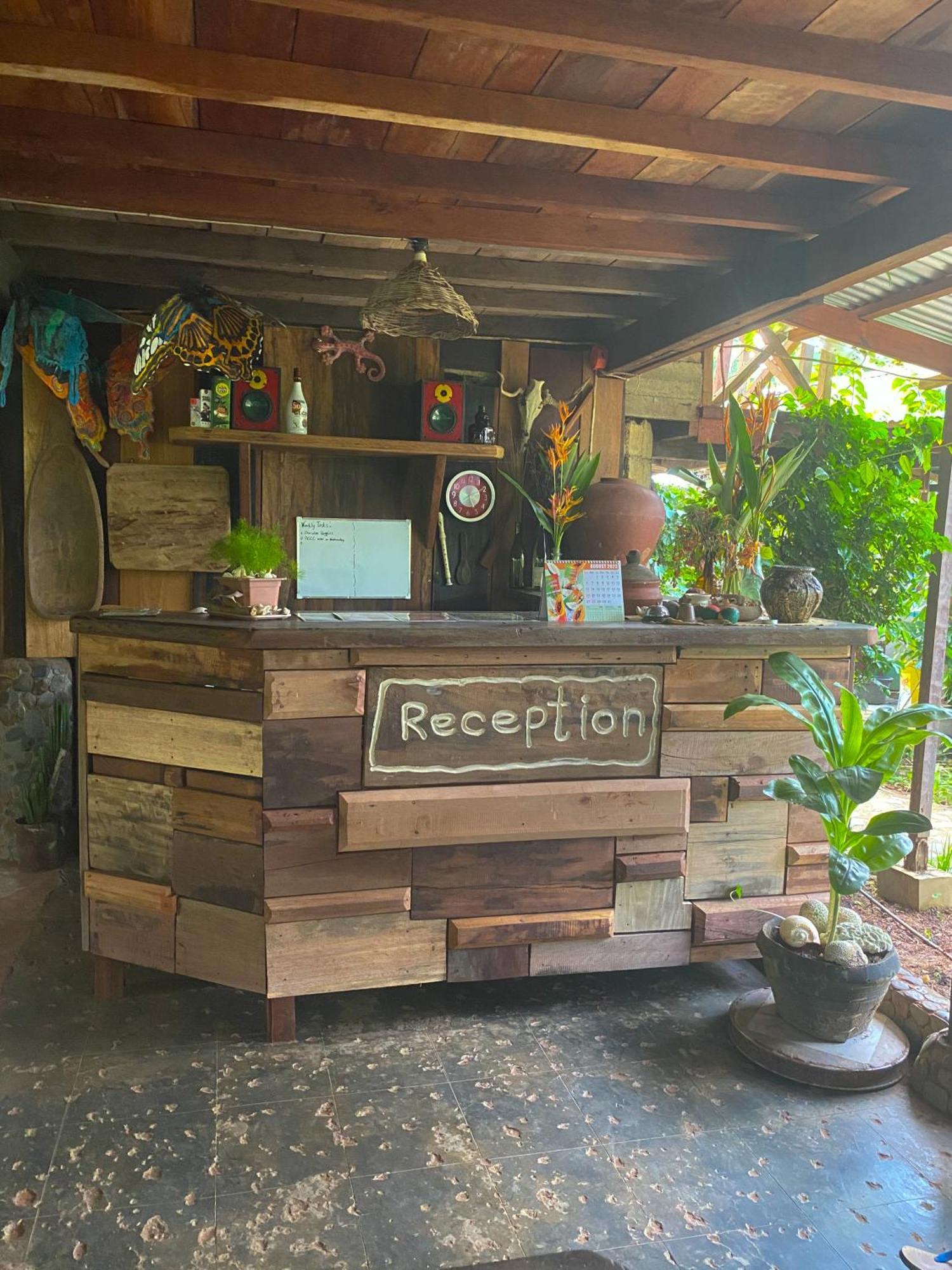 Cafe Sabang Guest House Eksteriør billede
